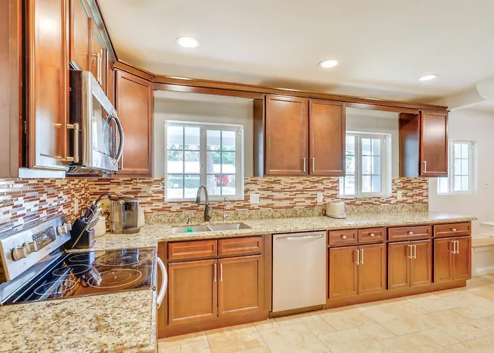 8 Mi To Dtwn: Pet-friendly Home! Phoenix